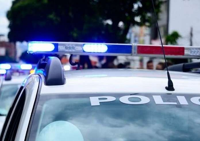 Σαλαμίνα: Καμμένο εντοπίστηκε κλεμμένο ΙΧ που ήταν παρκαρισμένο έξω από αστυνομικό τμήμα