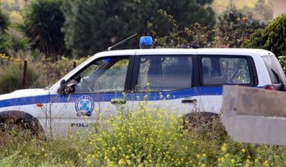Συναγερμός στην Κρήτη: Πυροβόλησαν πατέρα και γιο - Ένας νεκρός