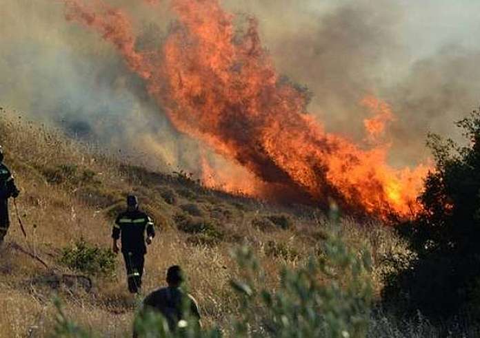 Φωτιά στον Τρίλοφο Θεσσαλονίκης: Ο πρόεδρος της κοινότητας αναφέρει πώς βρέθηκαν εμπρηστικοί μηχανισμοί