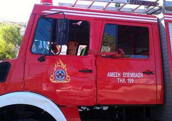 Φωτιά στη Μεσσηνία: Στη μάχη με τις φλόγες 5 εναέρια μέσα