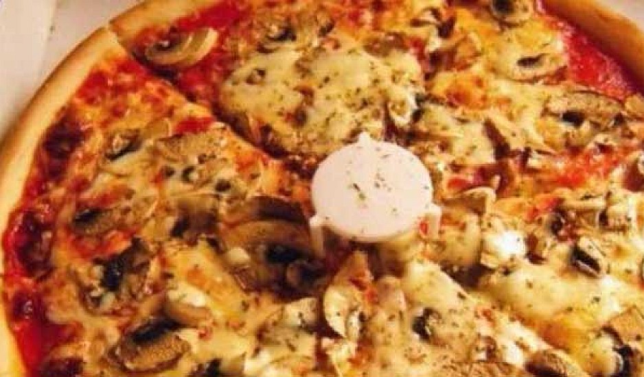 Πώς θα φτιάξετε λαχταριστή πίτσα στο σπίτι σας
