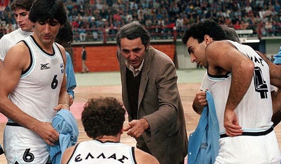 Πέθανε ο Kώστας Πολίτης,  ο προπονητής της "χρυσής" Εθνικής του 1987