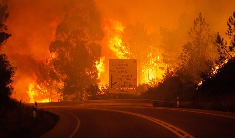 Τουλάχιστον 20 τραυματίες στην Πορτογαλία από μεγάλες πυρκαγιές