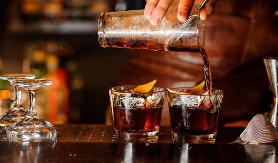 Εξαρθρώθηκε σπείρα που διακινούσε λαθραία ποτά