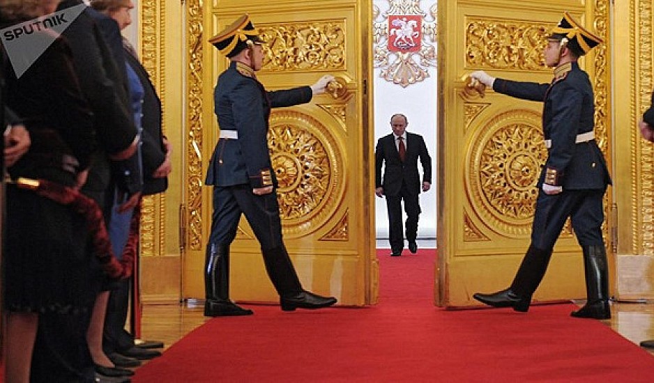 Πούτιν: Στη χώρα αρμόζει μια ισχυρή προεδρική δημοκρατία και όχι μια προεδρευόμενη κοινοβουλευτική δημοκρατία
