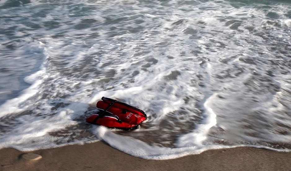 Ναυάγιο με μετανάστες στα Δαρδανέλλια: Τουλάχιστον 16 άνθρωποι νεκροί, τα 4 παιδιά