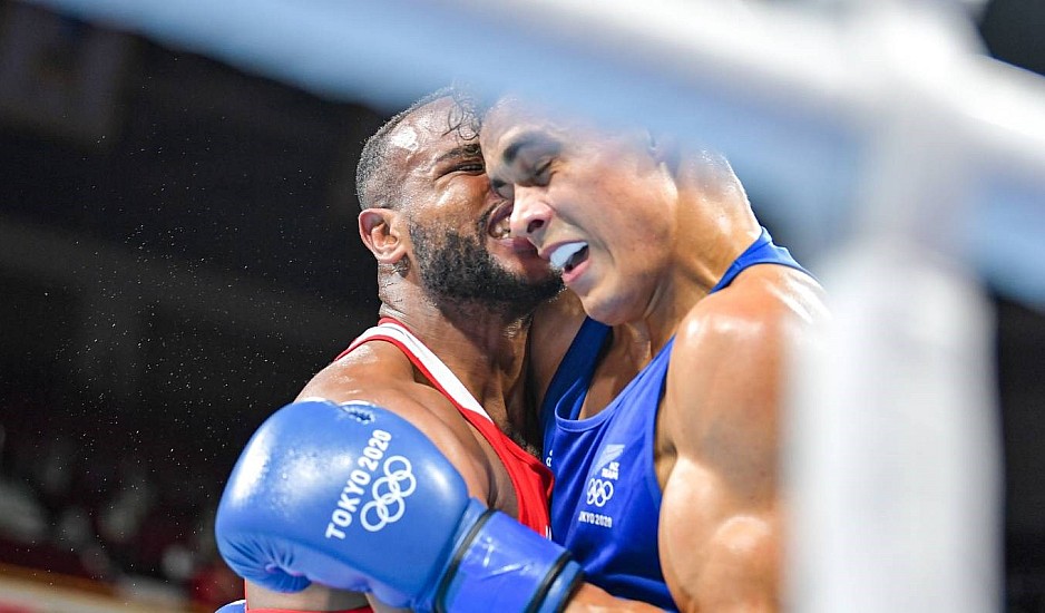 Ολυμπιακοί Αγώνες: Πυγμάχος πήγε να δαγκώσει τον αντίπαλό του!