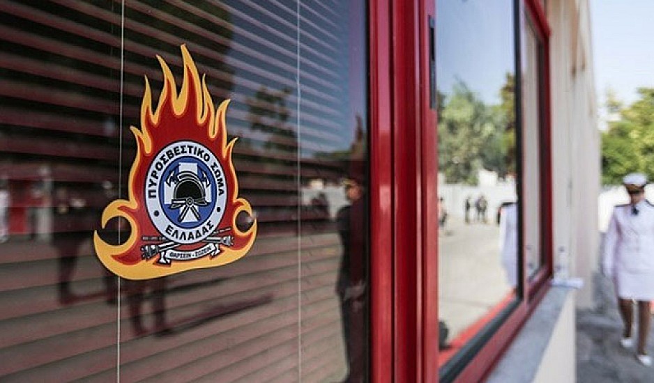 Διαψεύδει το Αρχηγείο της Πυροσβεστικής τα περί κορονοπάρτι - Έρευνα διέταξε ο Χαρδαλιάς