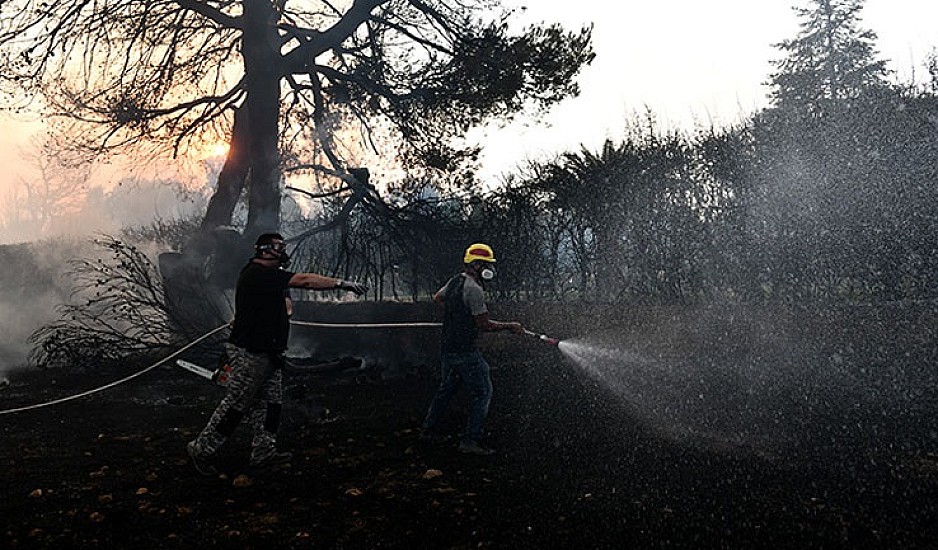 Θάσος: Δωρεάν διακοπές στους Ρουμάνους πυροσβέστες που βοηθούν στις φωτιές στην Ελλάδα
