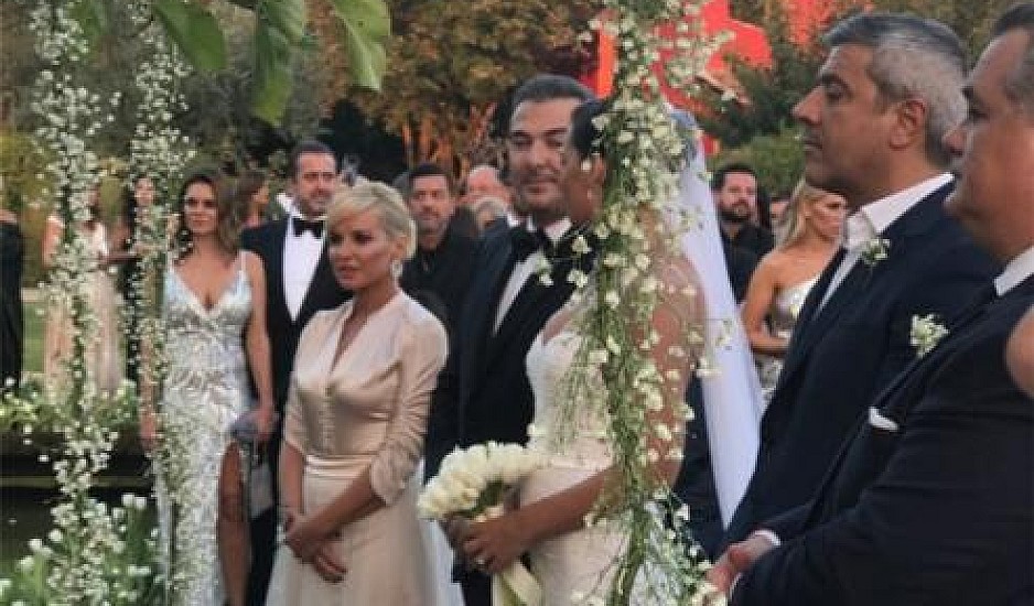 Αντώνης Ρέμος – Υβόννη Μπόσνιακ: Όλα όσα έγιναν στον γάμο