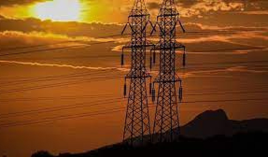 Καύσωνας: Ρεκόρ δεκαετίας στη ζήτηση ηλεκτρικής ενέργειας