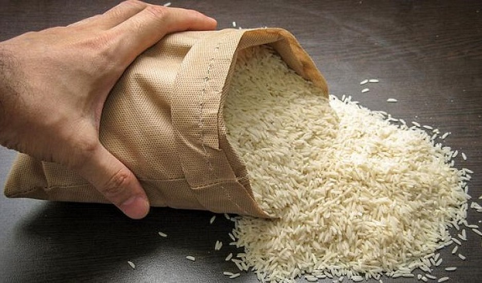 Το κόλπο για να ξεχωρίσετε αν το ρύζι είναι μπαγιάτικο