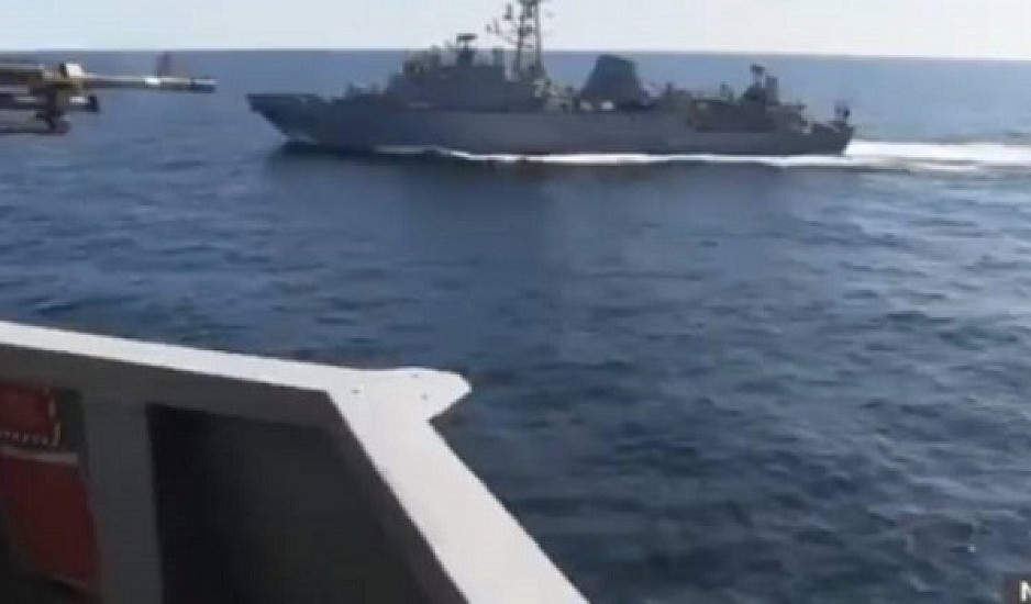 Η Ρωσία διαψεύδει το «θερμό επεισόδιο» στην Αραβική Θάλασσα με το πολεμικό πλοίο των ΗΠΑ