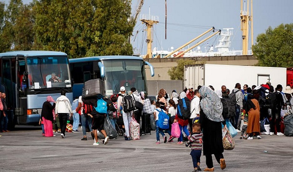 Σάμος: Άρχισαν οι παραιτήσεις στο Δήμο για τη νέα δομή προσφύγων