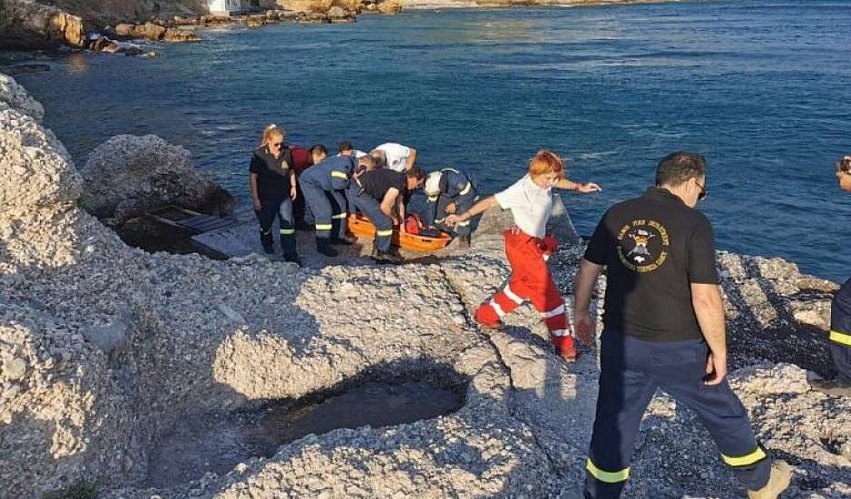 Σάμος: Πατέρας δύο παιδιών ο Έλληνας πιλότος που έχασε τη ζωή του στην πτώση του ελικοπτέρου