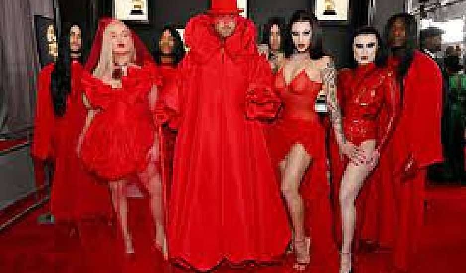 Βραβεία Grammys: Οργή για την ερμηνεία του “Unholy” «Έδειχνε εικόνες λατρείας του σατανά»
