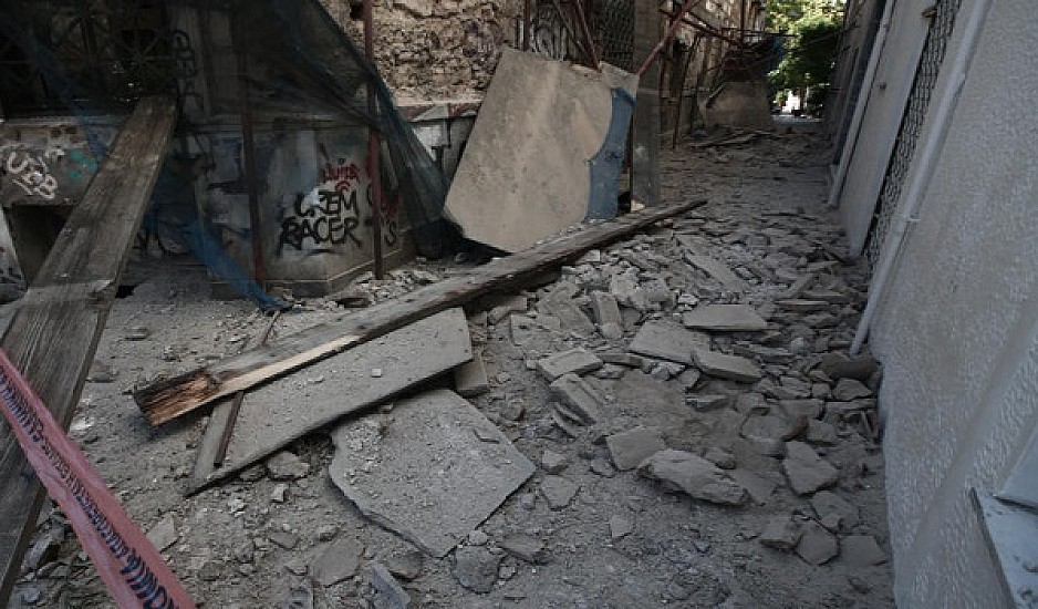 Σεισμός στην Αθήνα: Ο Εγκέλαδος "χτύπησε ξανά"  20 χρόνια μετά - Ξύπνησαν μνήμες 1999