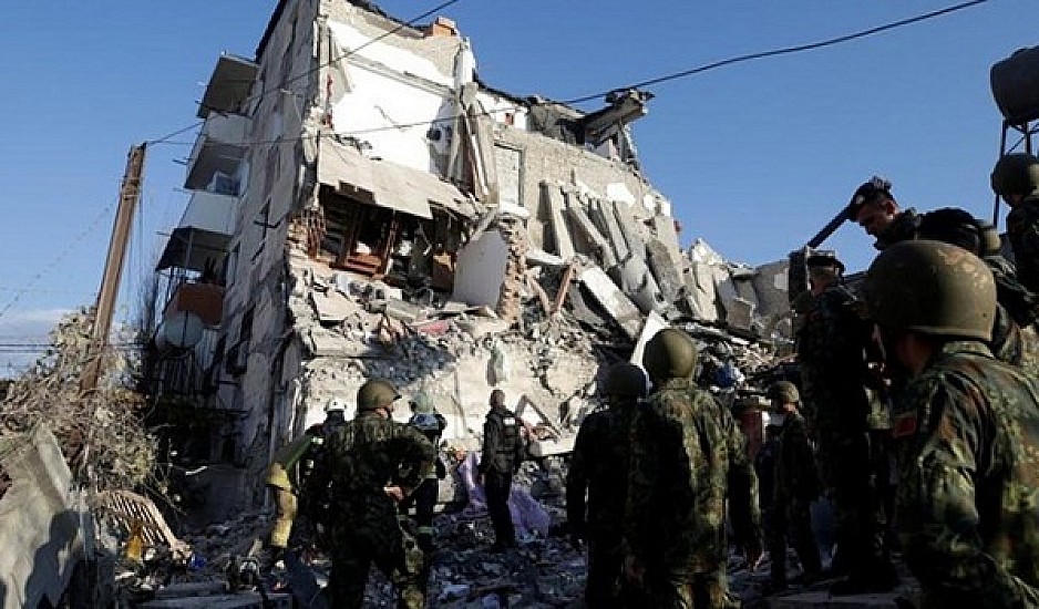 Αλβανία: Σοκάρουν οι μαρτυρίες από το φονικό σεισμό: Η στέγη έπεσε στο κεφάλι μας