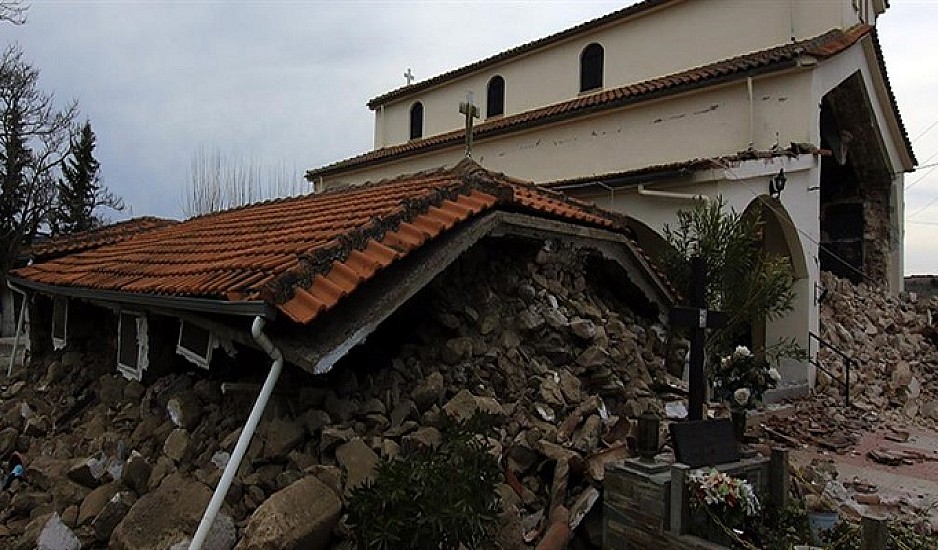 Σεισμός στη Θεσσαλία: Βίντεο από τη στιγμή που χτυπούν τα 6 Ρίχτερ