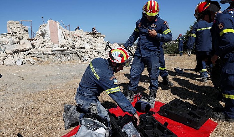 Σεισμός Κρήτη: Σε κατάσταση έκτακτης ανάγκης η περιοχή - Σκηνές για 2.500 ανθρώπους
