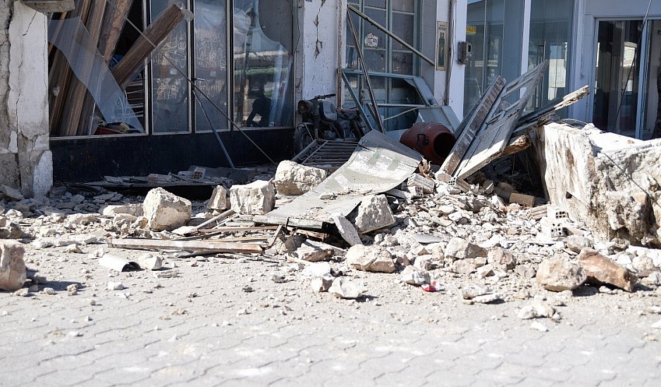 Σεισμός στην Σάμο: Μήνυμα από το 112. Μακρυά από τις παραλίες. Μείνετε έξω από τα σπίτια