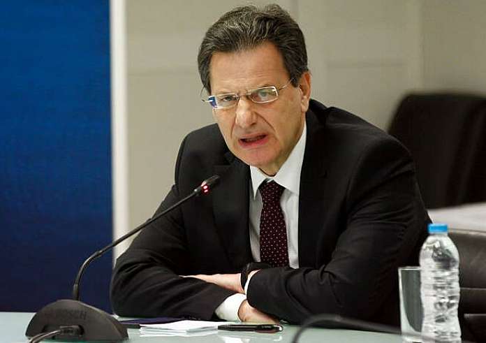 Σκυλακάκης για αγρότες: Δεν γίνεται μια κοινωνική ομάδα να παίρνει ρεύμα κάτω του κόστους
