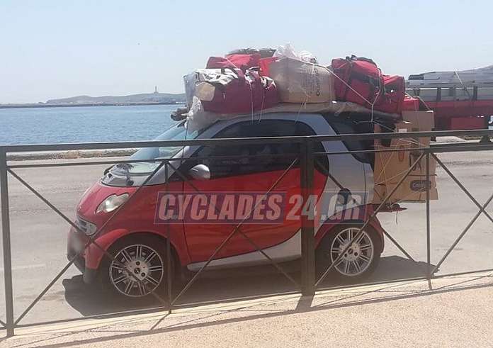 Σύρος: Ο οδηγός του Smart που άφησε έκπληκτους περαστικούς και λιμενικούς