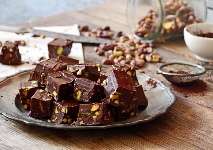 Υγιεινά σνακ με σοκολάτα που επιτρέπονται και στη δίαιτα
