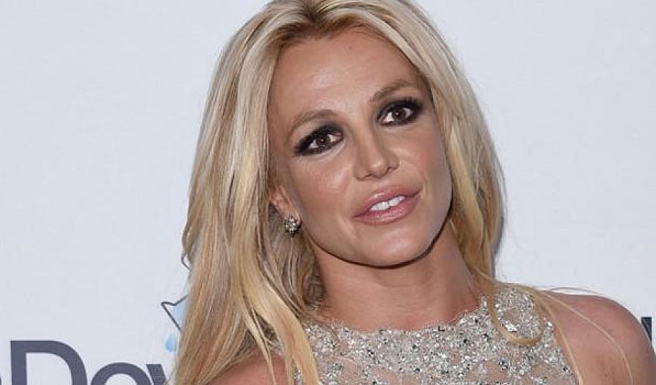 Britney Spears: Με δικαστική απόφαση, παραμένει στα χέρια του πατέρα της η κηδεμονία της