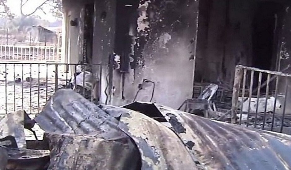 Αλέκος Βουτσαράς: Κάηκε το σπίτι του και αρνείται να το εγκαταλείψει