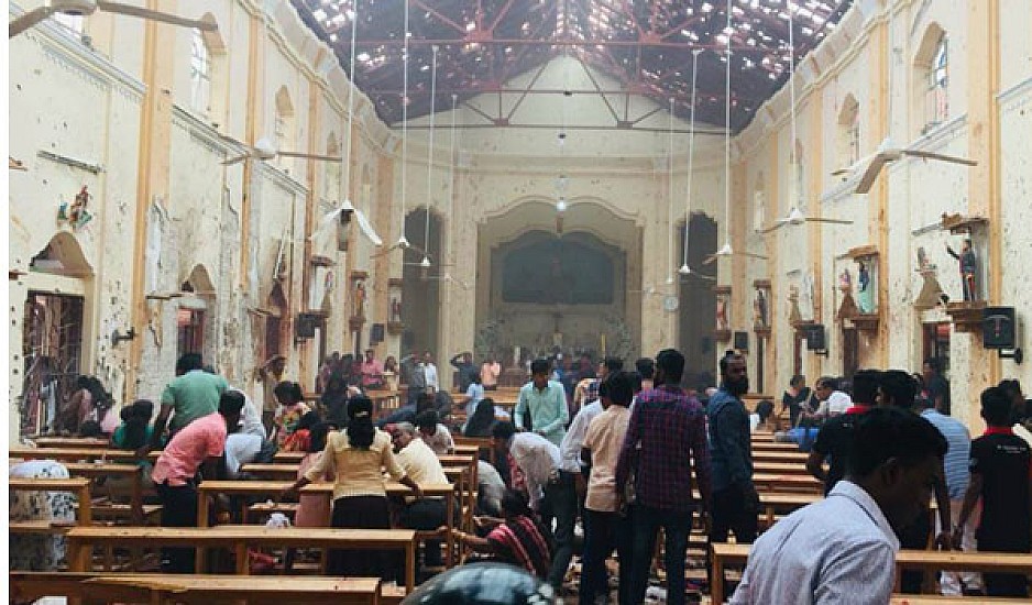 Πολύνεκρες επιθέσεις σε εκκλησίες και ξενοδοχεία στη Σρι Λάνκα- Εκατοντάδες νεκροί και τραυματίες