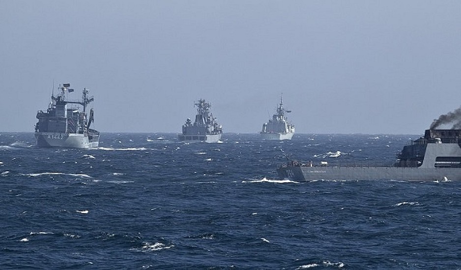 Μεγάλες δυνάμεις στήνουν πλοία σε επίδειξη δύναμης προς την Τουρκία