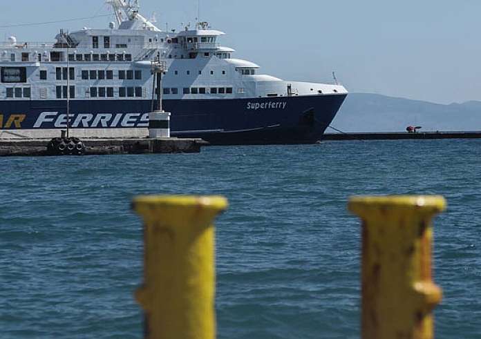 Μηχανική βλάβη στο πλοίο Paxos Island – Ταλαιπωρία για 60 επιβάτες