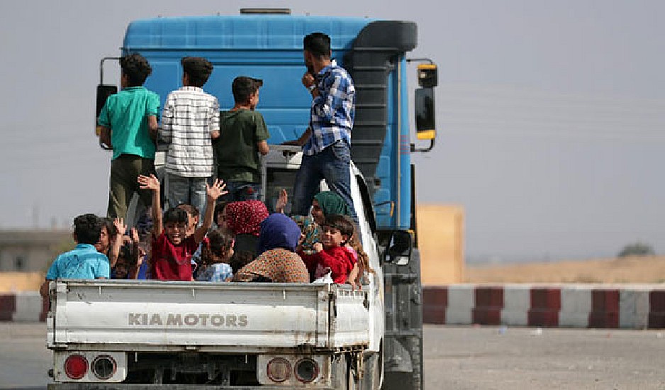 Έκκληση ΟΗΕ: Τουλάχιστον 160.000 οι εκτοπισμένοι από την εισβολή στη Συρία
