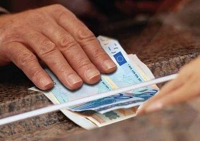 Συντάξεις: Ποιοι ανασφάλιστοι δικαιούνται σύνταξη. Ποια είναι η σύνταξη του ανασφάλιστου υπερήλικα