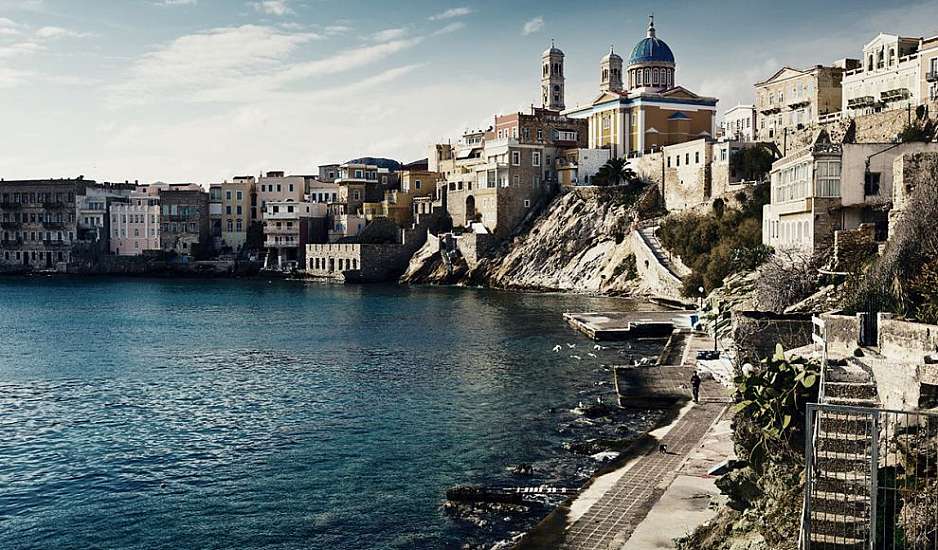 Σύρος: Κλειστό το αεροδρόμιο επειδή αρρώστησε ο υπάλληλος