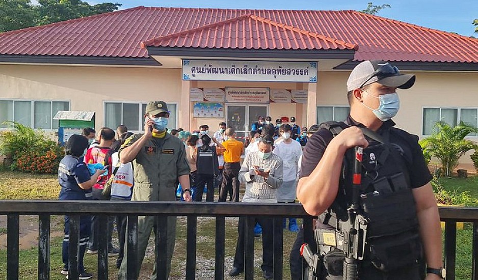 Ταϊλάνδη: Τουλάχιστον 22 νήπια ανάμεσα στους 38 νεκρούς από την επίθεση σε παιδικό σταθμό
