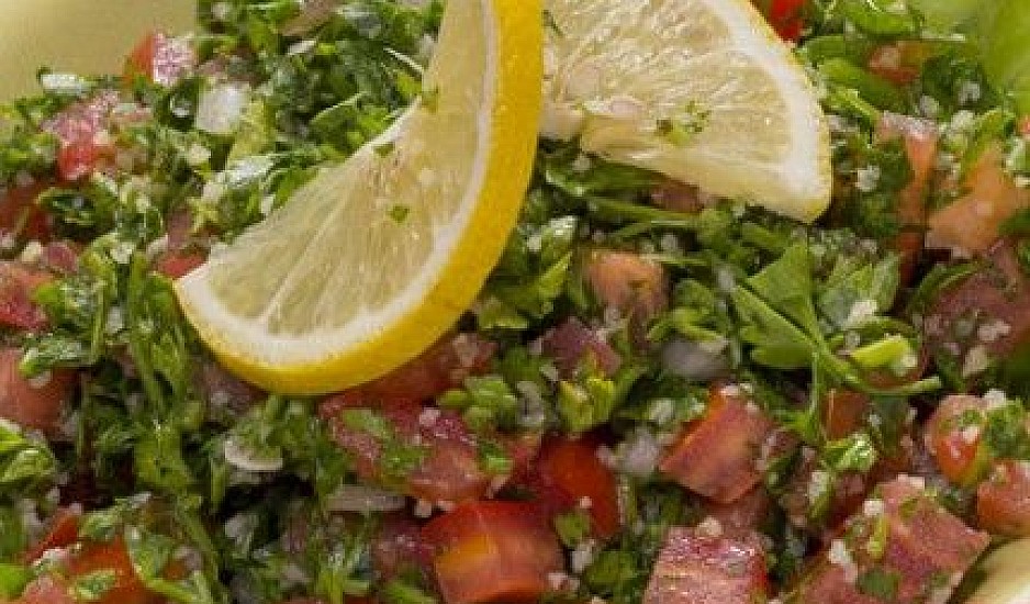 Κλασσική συνταγή για σαλάτα ταμπουλέ