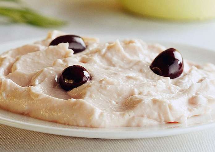 Πως να φτιάξετε πεντανόστιμο σπιτικό ταραμά