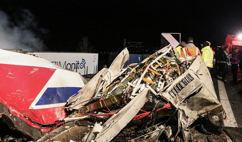 Σύγκρουση τρένων στα Τέμπη: Σοκάρει το ηχητικό ντοκουμέντο λίγο μετά το δυστύχημα