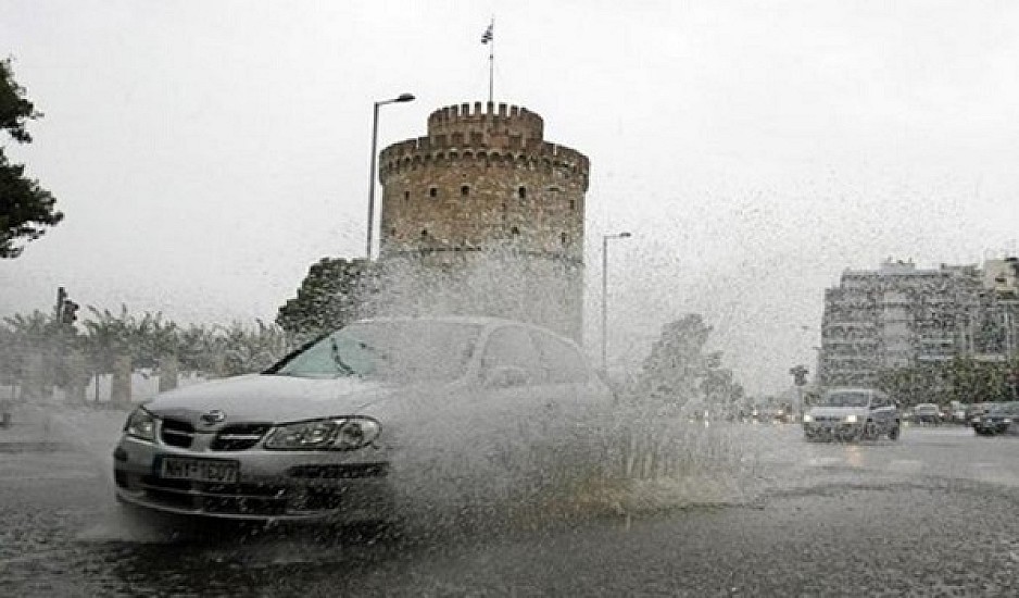Προειδοποίηση Meteo - Πολύ ισχυρή καταιγίδα θα πλήξει την Θεσσαλονίκη τα επόμενα λεπτά
