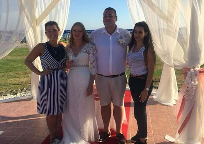 Παρά τη χρεοκοπία ο Thomas Cook παντρεύτηκε στη Ρόδο