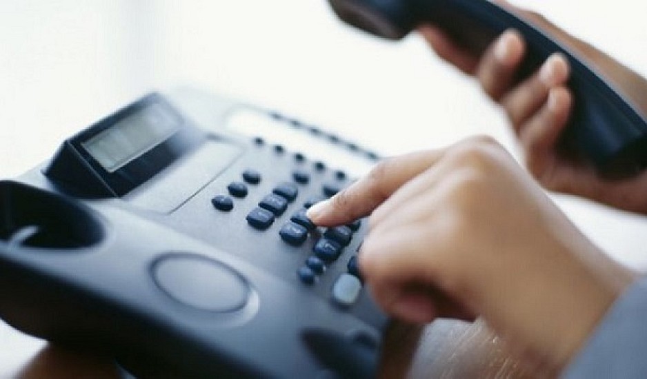 Το άγχος του τηλεφώνου: Γιατί προκαλείται σε κάθε συνομιλία