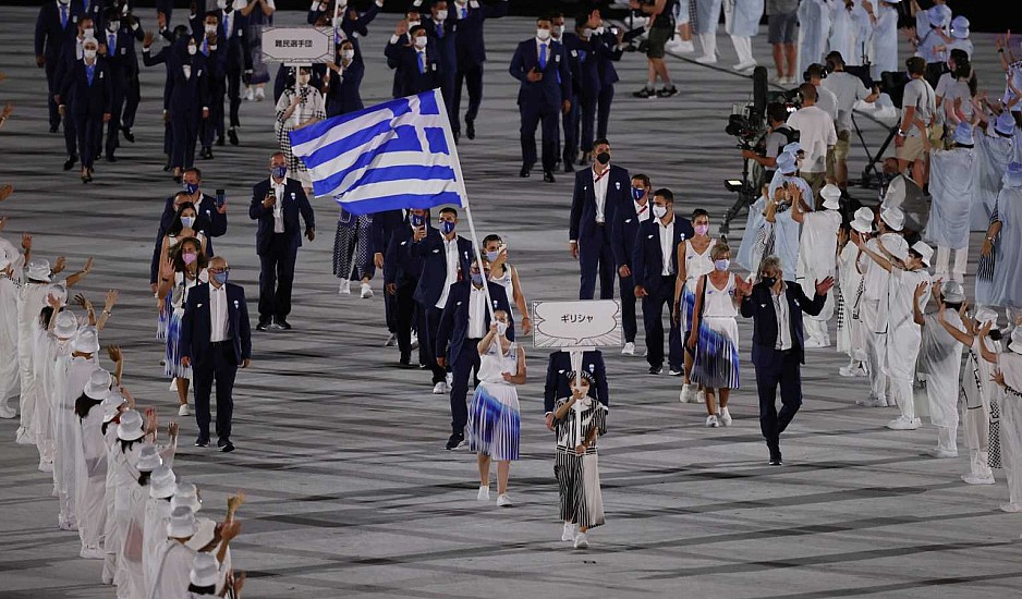 Ολυμπιακοί Αγώνες: Η είσοδος της Ελλάδας με Άννα Κορακάκη και Λευτέρη Πετρούνια