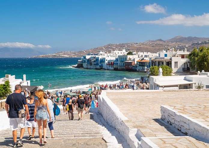 Τουρισμός για Όλους: Ξεκινάνε οι αιτήσεις – Αύξηση στα ποσά ενίσχυσης