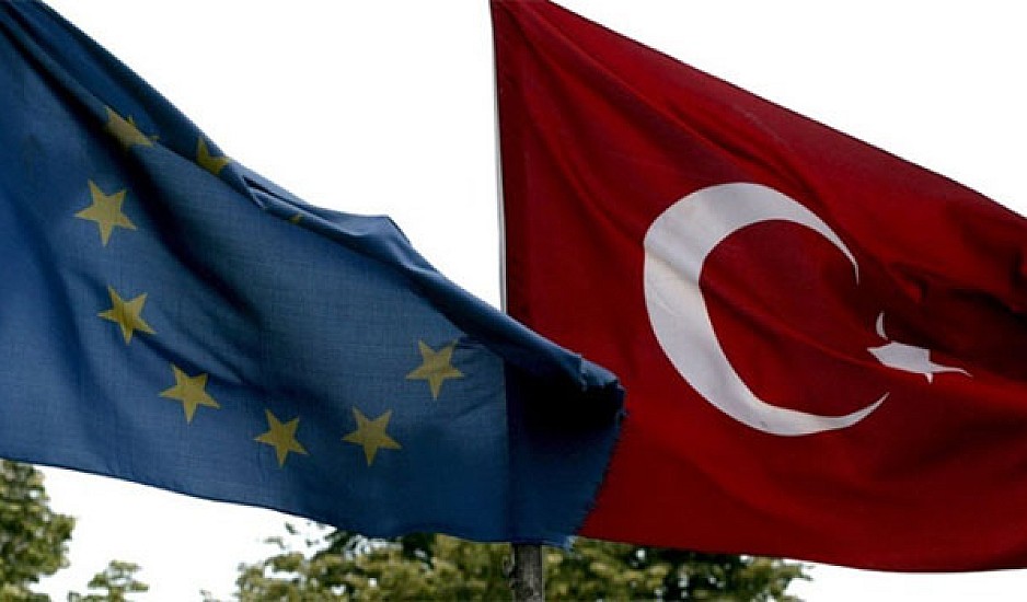 Μαχαίρι στα ευρωπαϊκά κονδύλια προς την Τουρκία