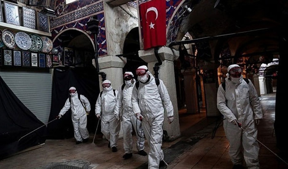 Τουρκία: 30.402 ημερήσια κρούσματα - 195 θάνατοι το τελευταίο 24ωρο