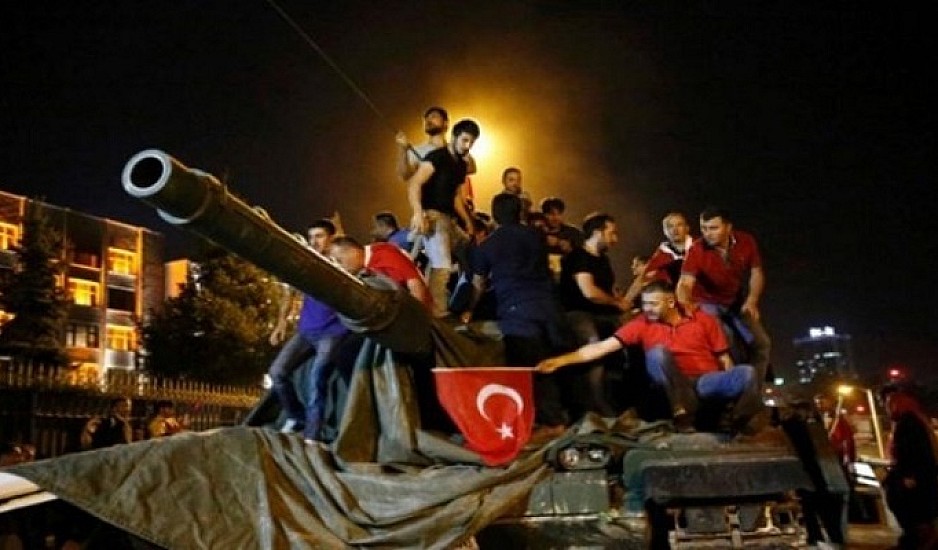 Τουρκία: Ισόβια σε 22 αξιωματικούς που συμμετείχαν στην απόπειρα πραξικοπήματος