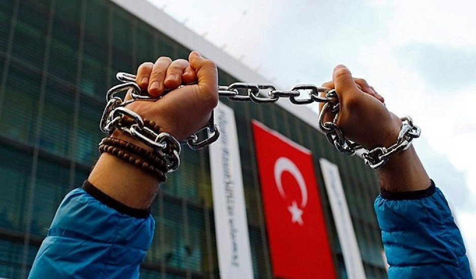 Tουρκία: Σε 141 φορές ισόβια καταδικάστηκαν 17 πρώην στρατιωτικοί για το αποτυχημένο πραξικόπημα