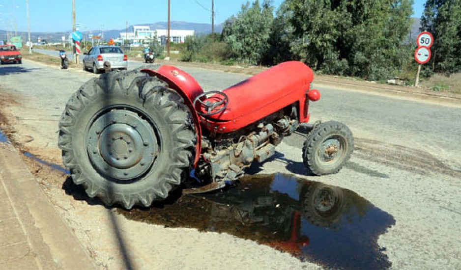 Πρέβεζα: Νεκρός αγρότης σε τροχαίο δυστύχημα. ΙΧ χτύπησε το τρακτέρ του